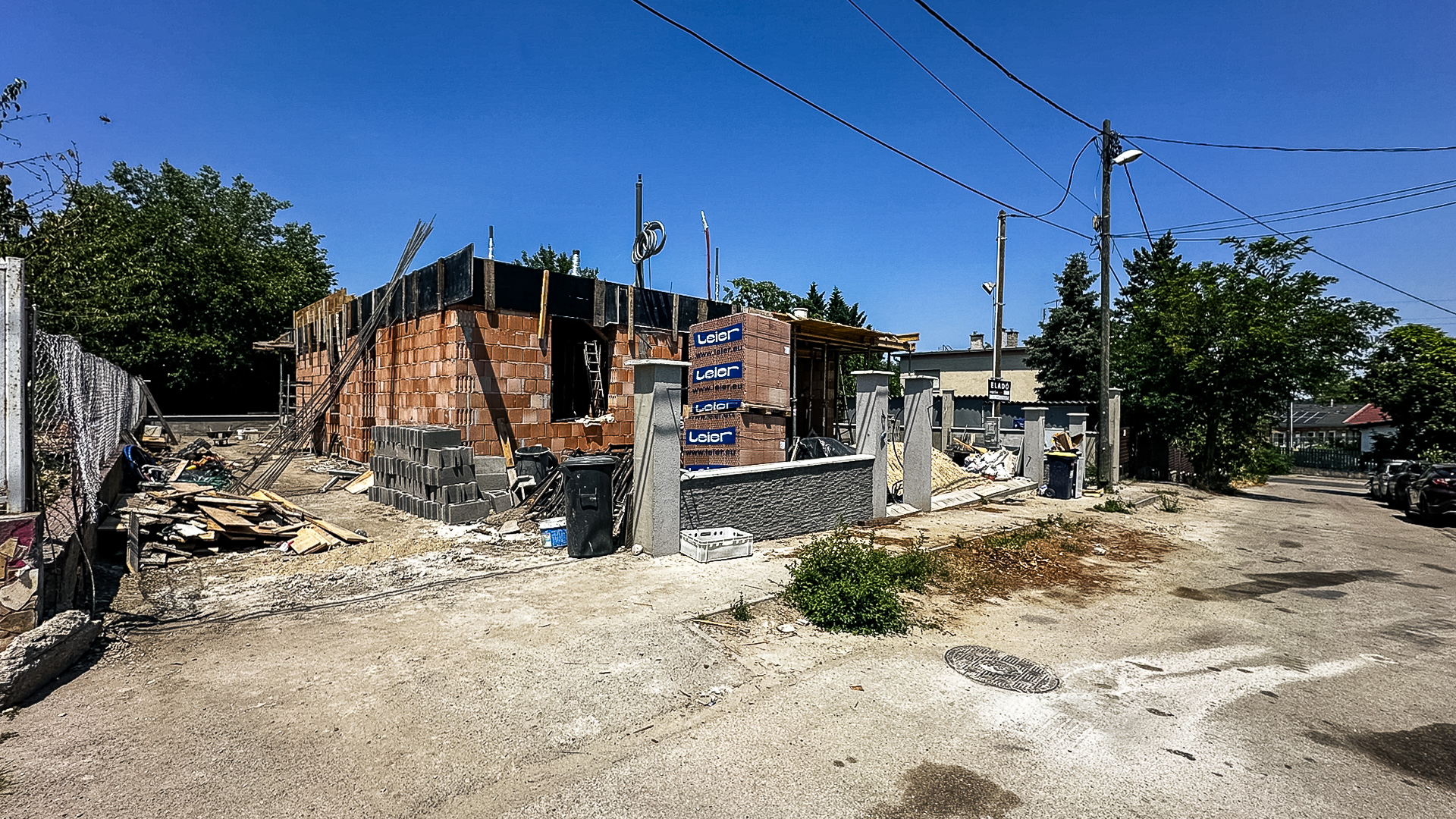 CD88854_12