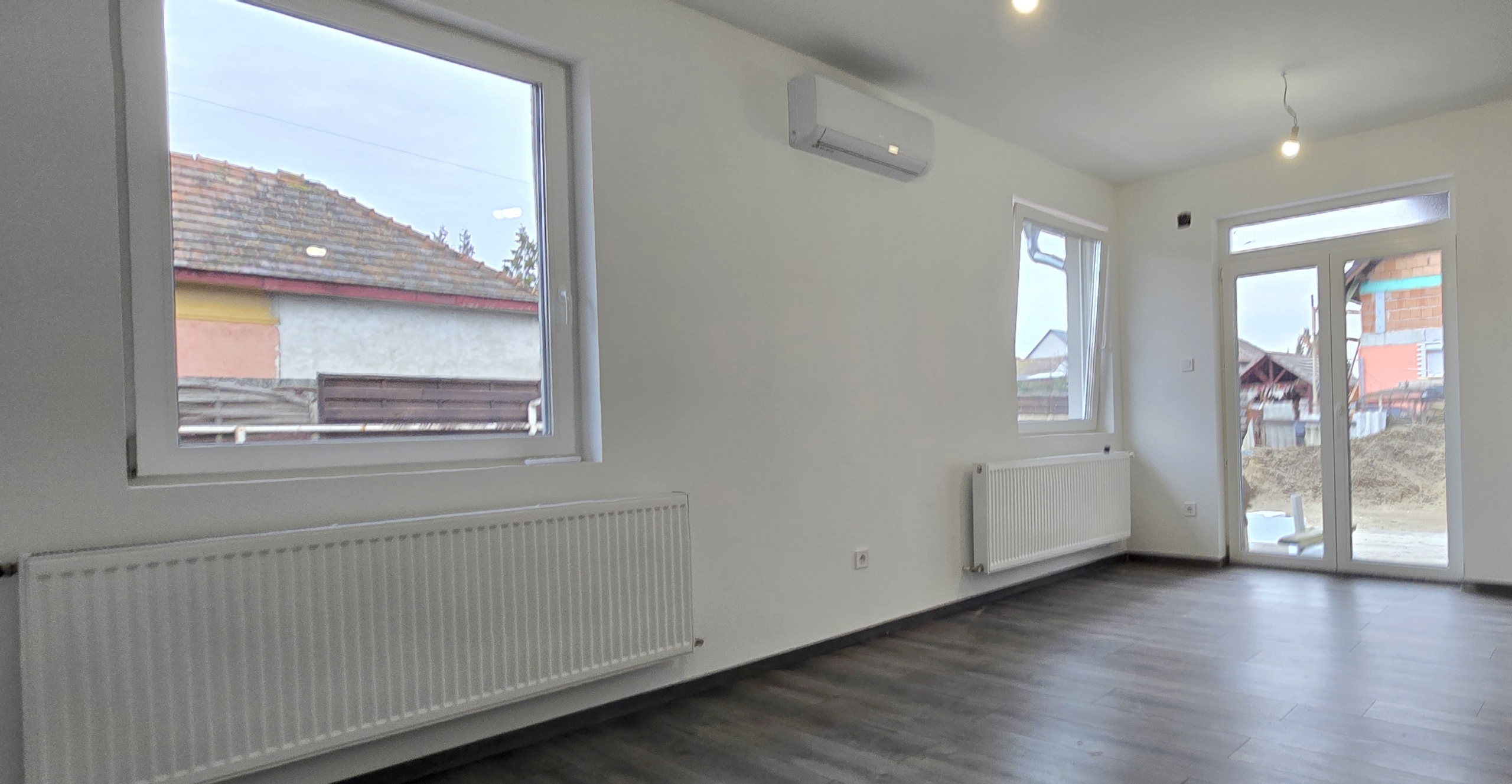 Új építés - 60 nap és készen van! Önálló - Szigethalom Központjában!