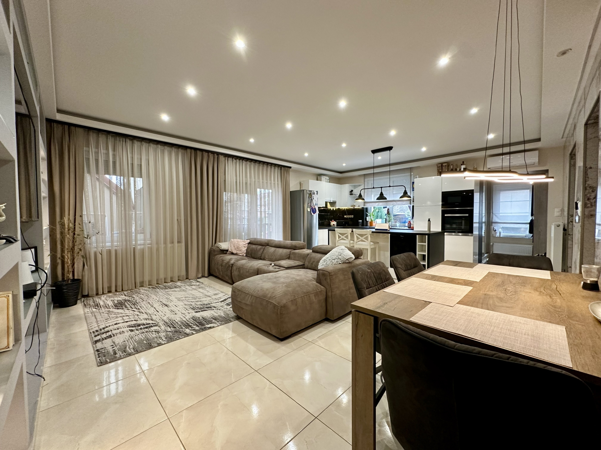 20260217_092207833_iOS copy