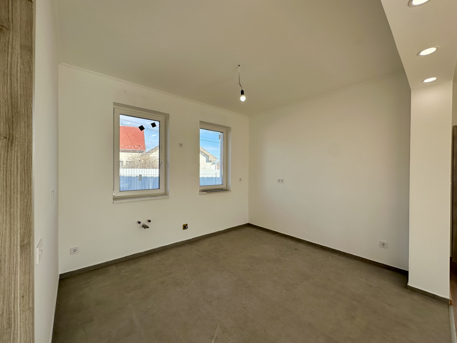 20260225_081917409_iOS