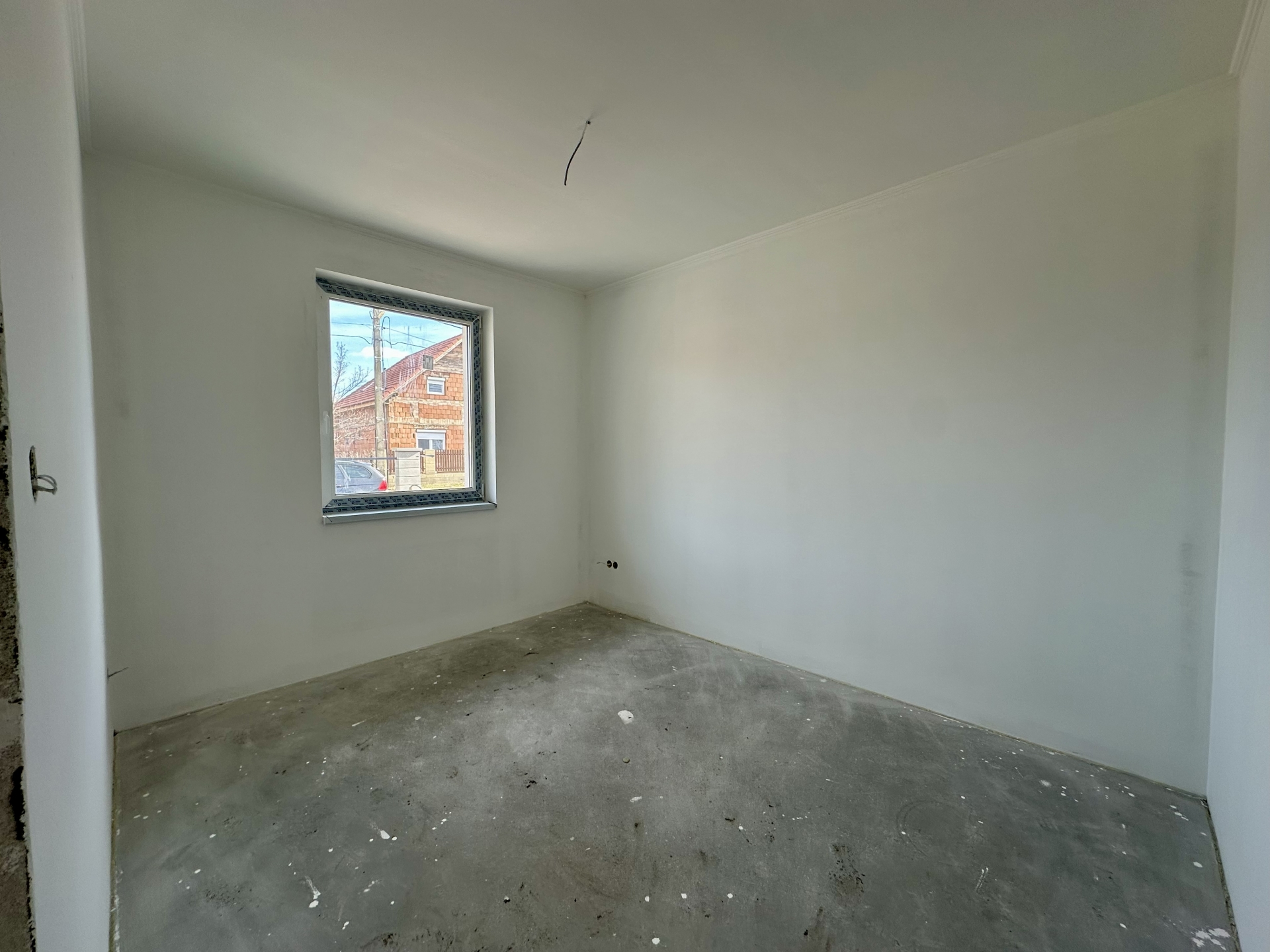 20260225_091228452_iOS copy