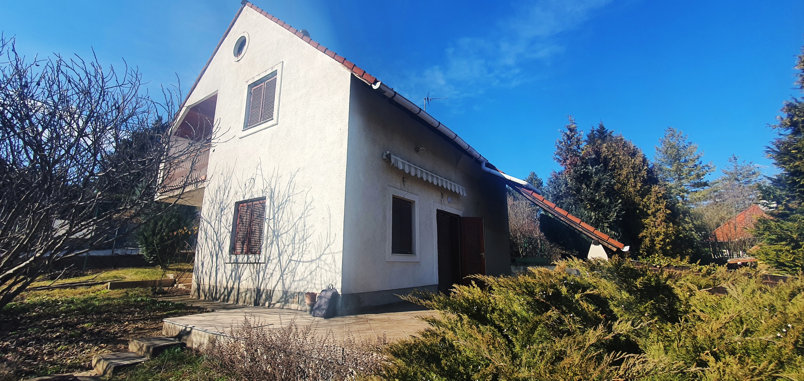  Az eladó Érd-liget legszebb, hangulatos, panorámás részén ... Építész Család Munkája, Otthona