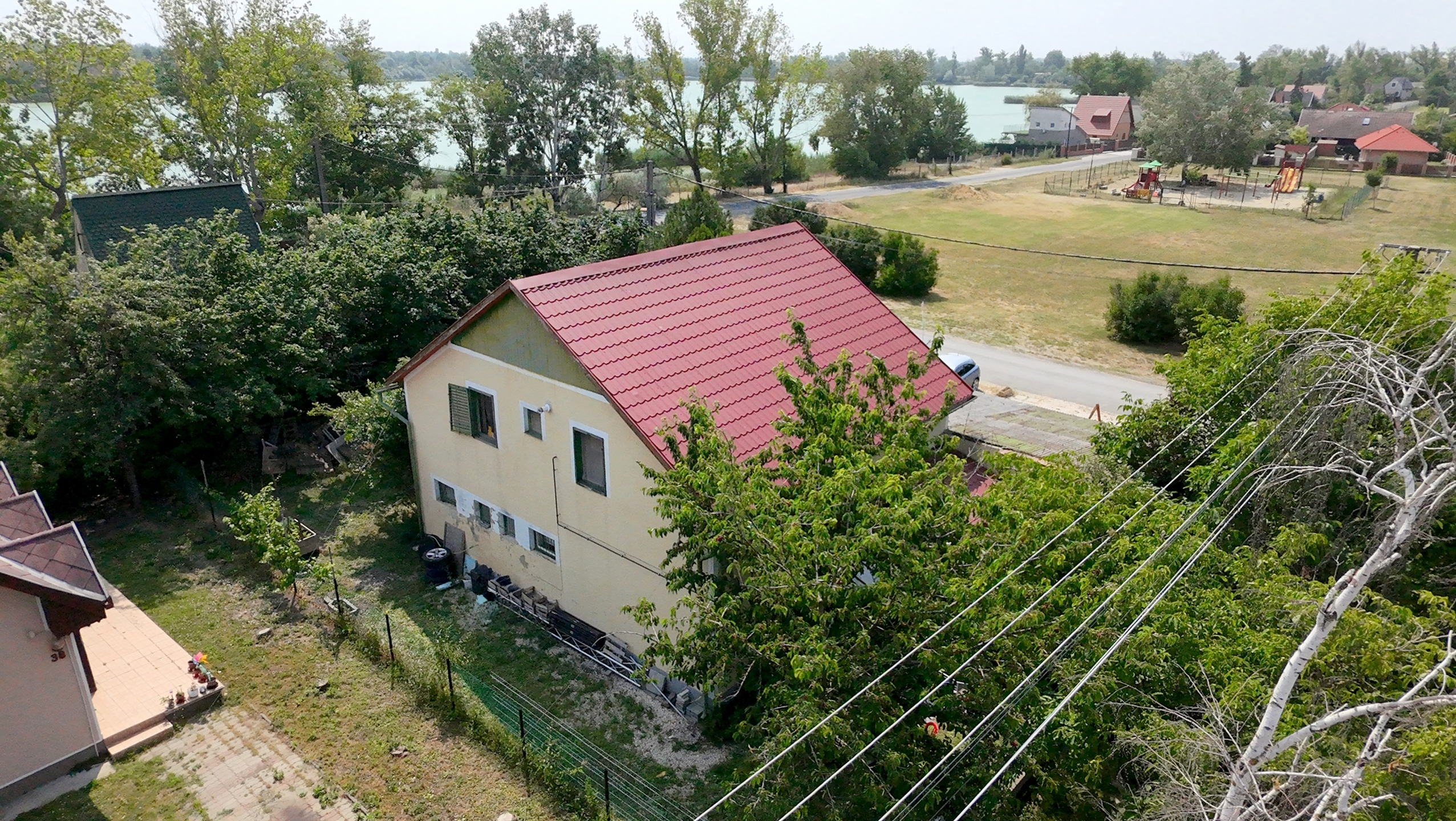 DJI_20250611104334_0004_D